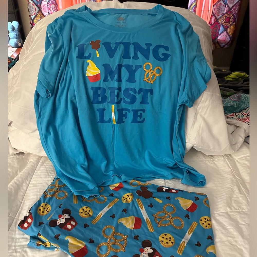 Disney Parks Women’s Blue 'Living My Best Life' Pajama Set